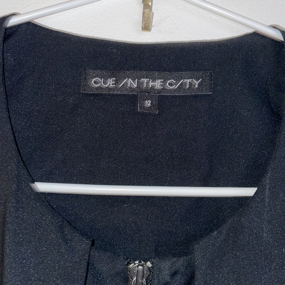 Cue Fit and Flare Black Dress with Front Zip - Picture 2 of 5